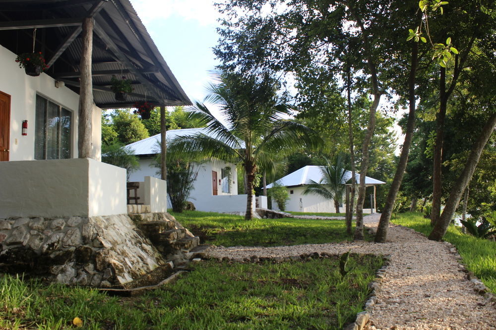 Maya Zac Peten Jungle Lodge El Remate Bagian luar foto